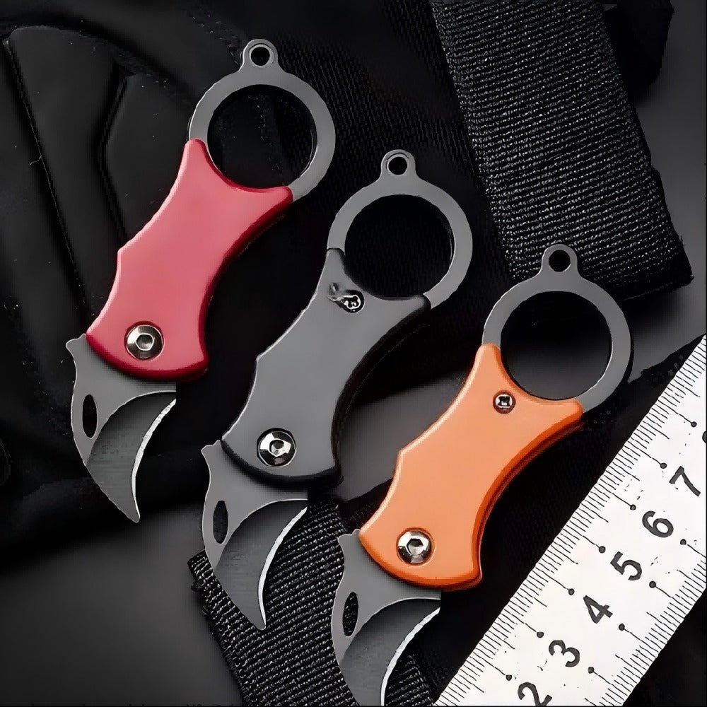 Mini Folding Knife Keychain, Pendant Gift Knife Portable High Hardness Multifunctional Knife Buckle Backpack Camping